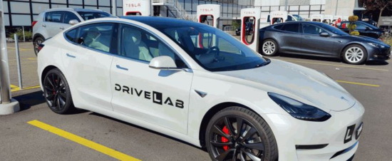 Dario&nbsp;Lichtensteiger - DriveLab - Fahrschule mit dem Tesla in Zürich