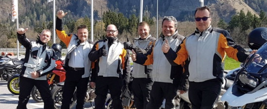Hugo&nbsp;Solothurnmann - Driving Graubünden